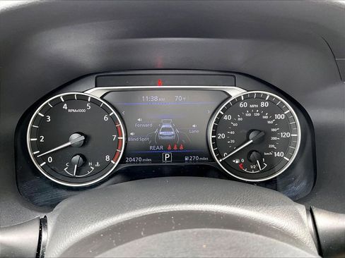 Used 2023 Nissan Altima 2.5 SV FWD image 24