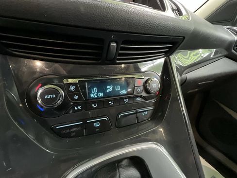 Used 2013 Ford Escape Titanium AWD/4WD image 22