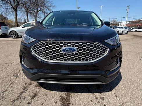 Used 2024 Ford Edge SEL w/ Convenience Package image 2