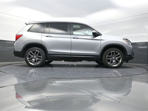 Used 2023 Honda Passport EX-L image 34