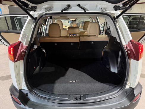 Used 2015 Toyota RAV4 Limited w/ Technology Package AWD/4WD image 19