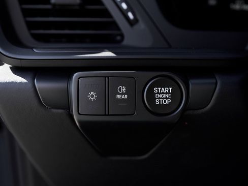 Used 2025 Porsche 911 Carrera 4 GTS w/ Premium Package image 40