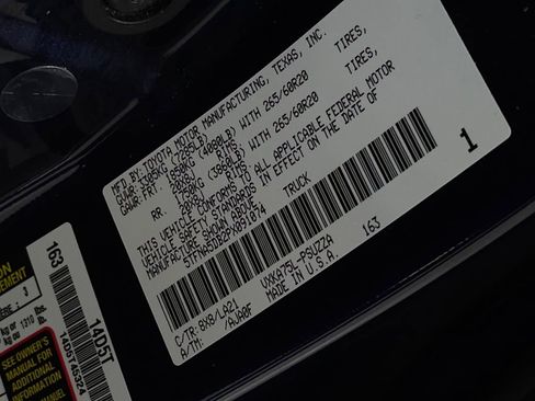 Used 2023 Toyota Tundra Platinum image 35