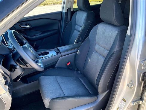 Used 2024 Nissan Rogue SV image 20