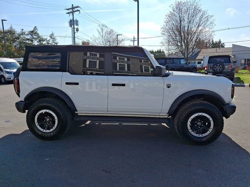 Certified 2021 Ford Bronco Big Bend w/ Sasquatch Package AWD/4WD image 4