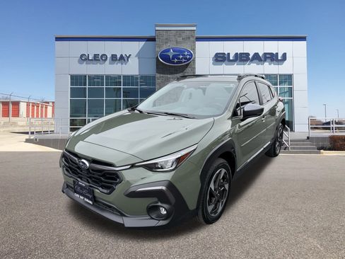 Used 2025 Subaru Crosstrek 2.5i Limited w/ Crosstrek Mirror Package image 3