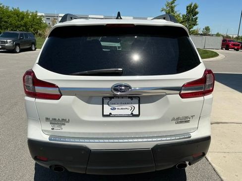 Used 2019 Subaru Ascent Limited AWD/4WD image 3