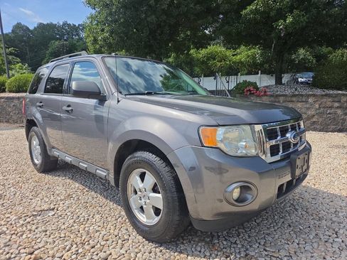 Used 2012 Ford Escape XLT AWD/4WD image 1