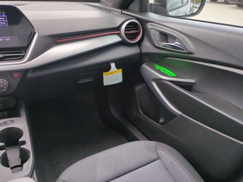 New 2026 Chevrolet Trax RS w/ Driver Confidence Package image 17