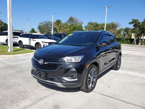 Used 2023 Buick Encore GX Select image 2