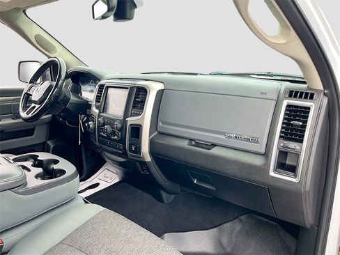 Used 2019 RAM 1500 Big Horn image 26