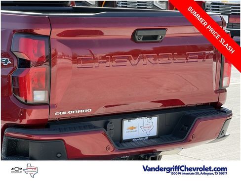 New 2026 Chevrolet Colorado LT w/ LT Convenience Package AWD/4WD image 6