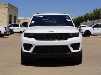 Used 2024 Jeep Grand Cherokee Altitude RWD video 2
