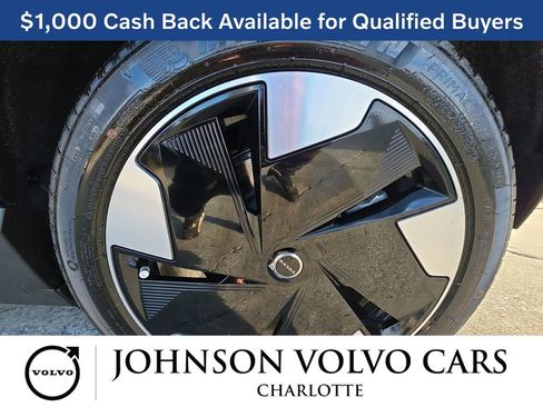 New 2026 Volvo EX30 Plus w/ Protection Package Premier image 35