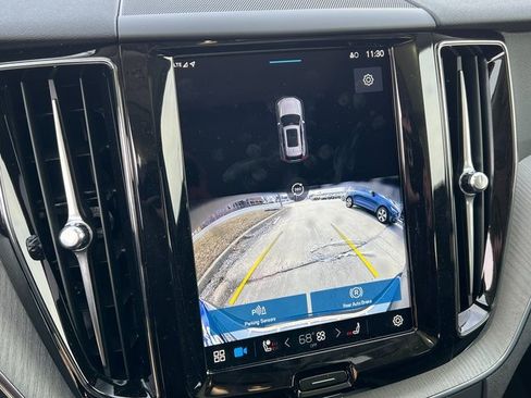 New 2025 Volvo XC60 B5 Plus w/ Protection Package Premier image 19