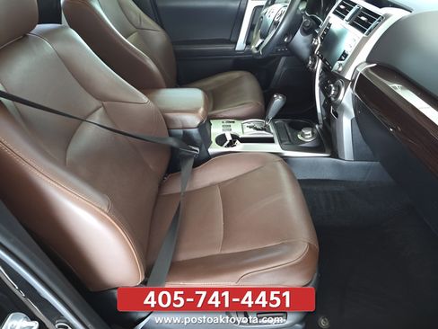 Used 2022 Toyota 4Runner Limited AWD/4WD image 31