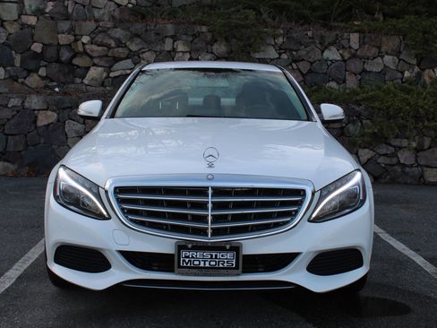 Used 2015 Mercedes-Benz C 300 4MATIC Sedan image 3