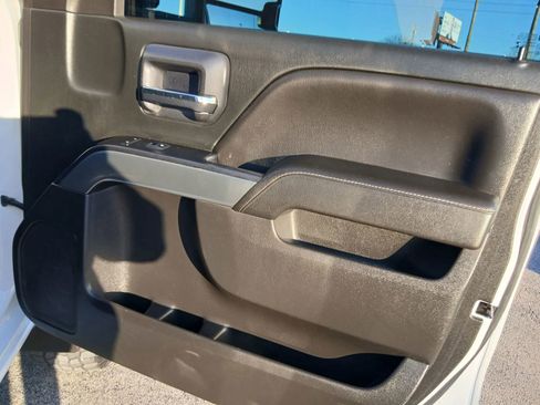 Used 2018 Chevrolet Silverado 2500 LT image 14