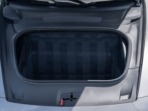 Certified 2024 Porsche 911 Carrera 4 GTS AWD/4WD image 18