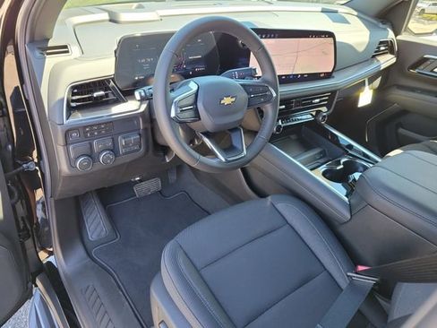 New 2026 Chevrolet Suburban LS w/ LS Custom Edition RWD image 17