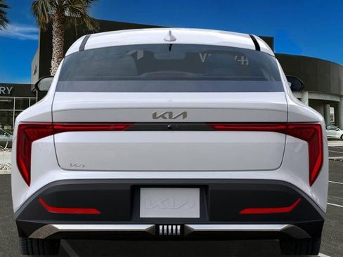 New 2025 Kia K4 EX image 15