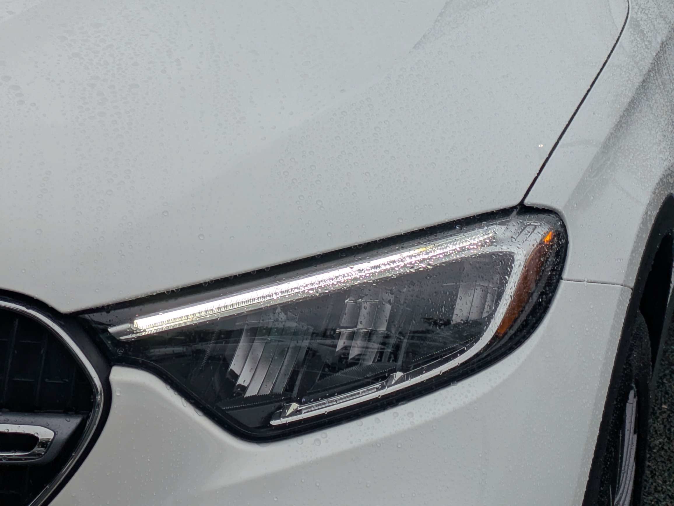 Certified 2025 Mercedes-Benz GLC 300 image 9