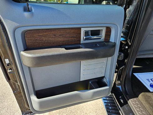 Used 2013 Ford F150 Lariat w/ Luxury Equipment Group image 16