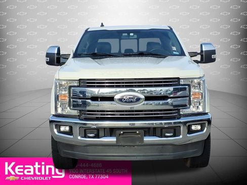 Used 2019 Ford F250 Lariat w/ Chrome Package image 10