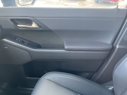 Used 2025 Lexus GX 550 image 23