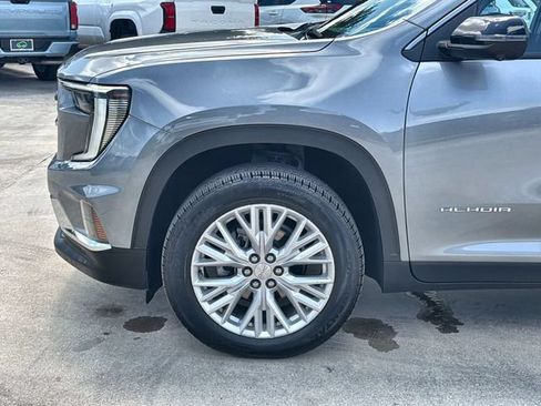 Certified 2026 GMC Acadia Elevation w/ Elevation Premium Package FWD image 32