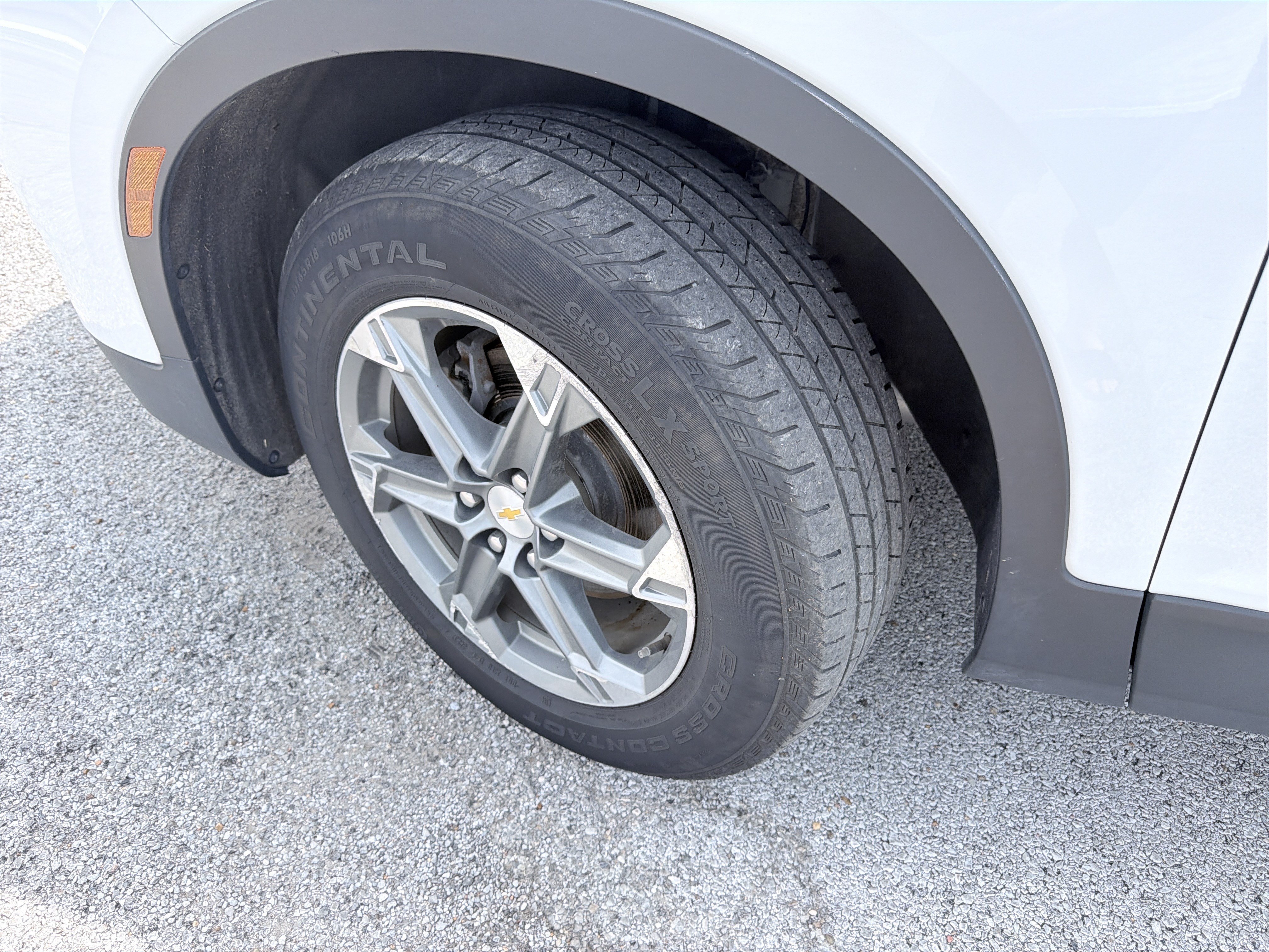 Used 2024 Chevrolet Blazer LT w/ Convenience Package FWD image 3