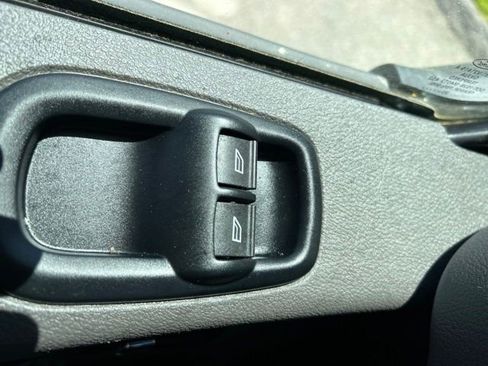 Used 2025 Ford Transit 250 148 Medium Roof RWD image 24