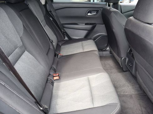 Certified 2025 Nissan Rogue SV AWD/4WD image 27
