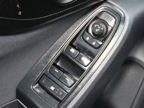 Used 2019 Subaru Impreza 2.0i image 9