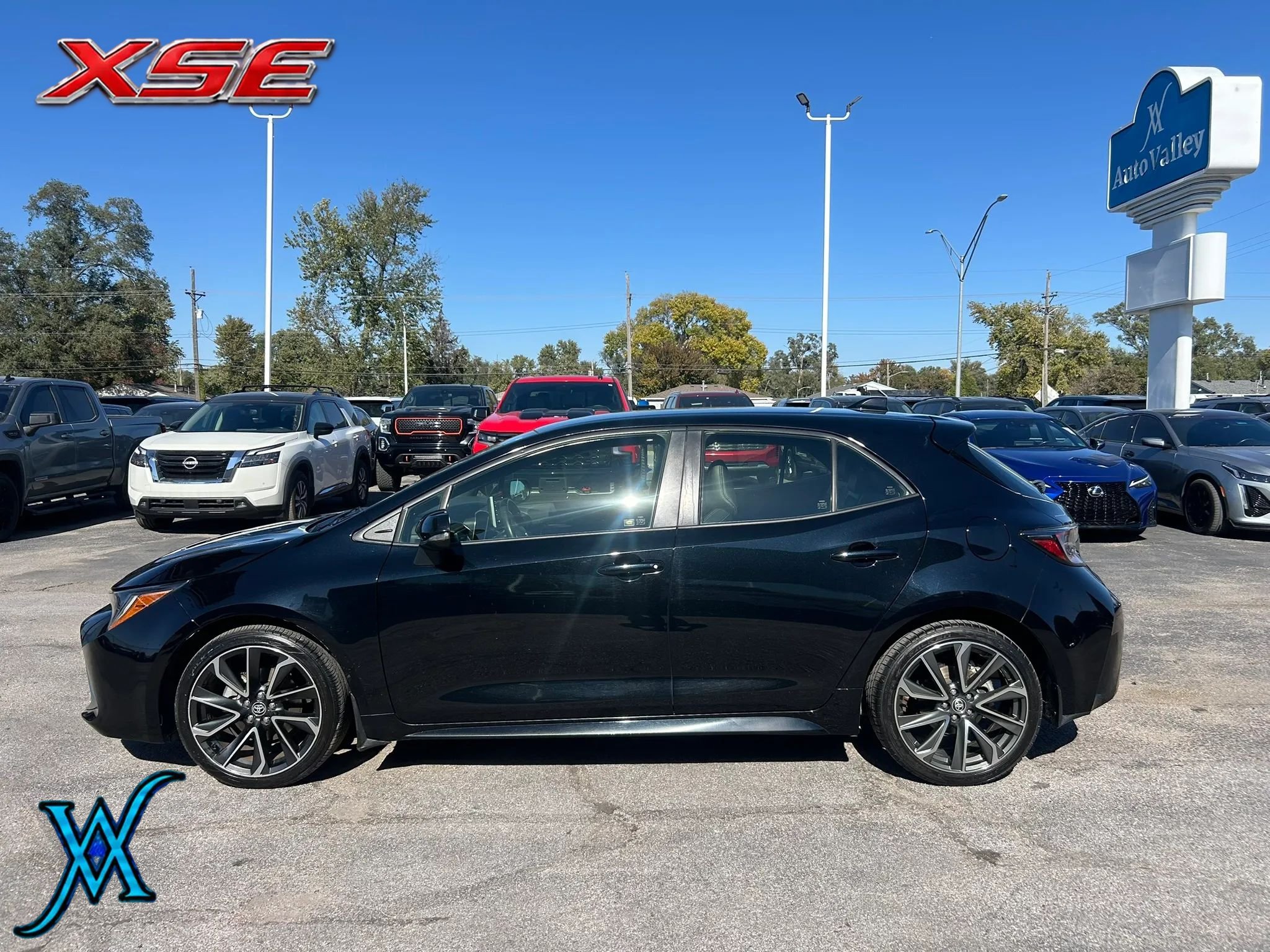 Used 2021 Toyota Corolla XSE FWD image 4