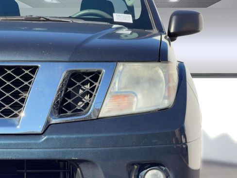 Used 2017 Nissan Frontier SV w/ SV Value Truck Package image 9