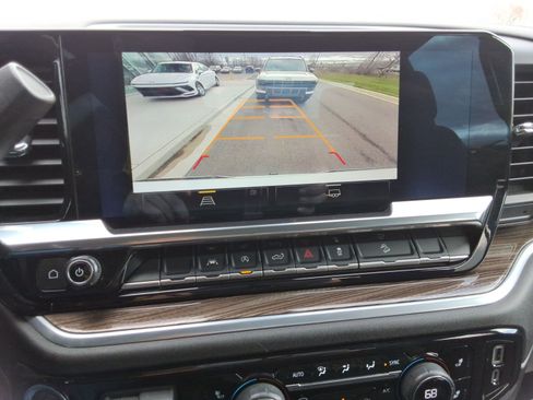 Used 2022 Chevrolet Silverado 1500 RST w/ Z71 Off-Road Package image 16