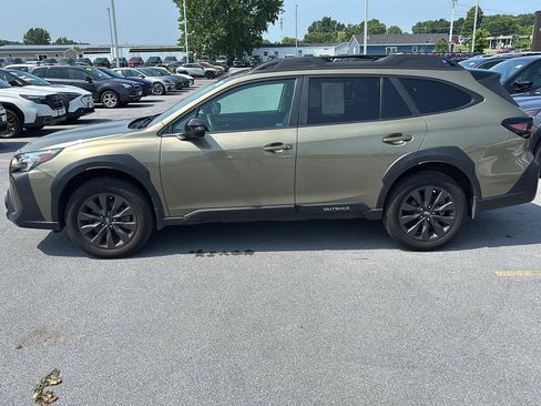 Used 2025 Subaru Outback Onyx Edition AWD/4WD image 6