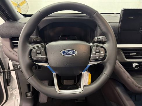 New 2026 Ford Explorer Platinum image 19