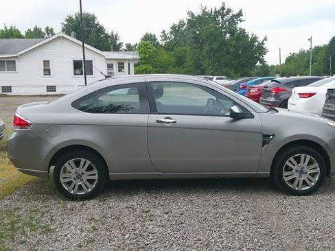 Used 2008 Ford Focus SE FWD image 7