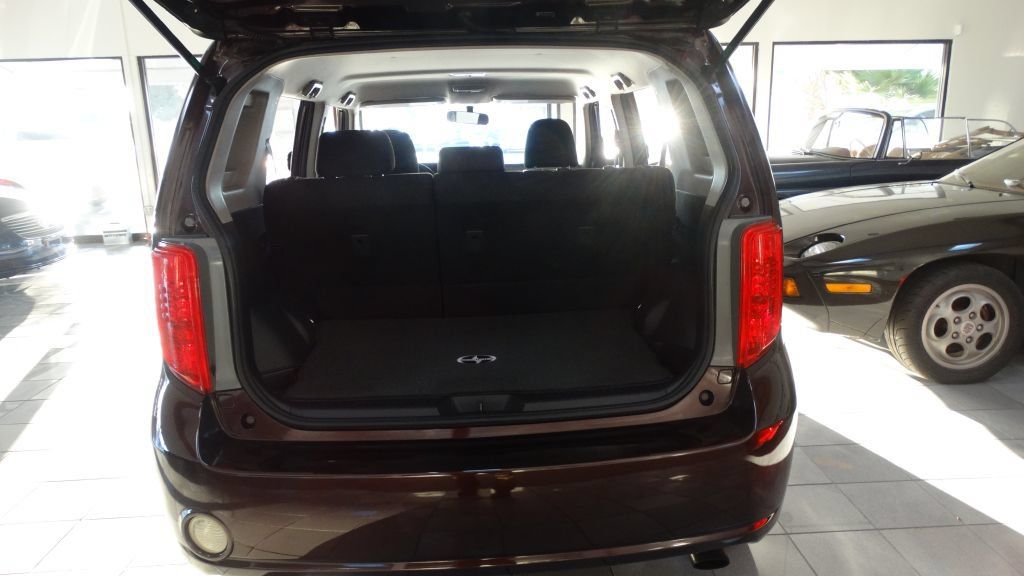 Used 2008 Scion xB FWD image 6