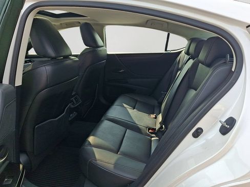 Used 2023 Lexus ES 250 w/ Premium Package AWD/4WD image 9
