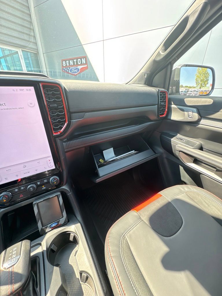 Used 2025 Ford Ranger Raptor AWD/4WD image 30