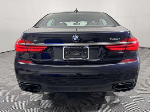 Used 2019 BMW 740i xDrive w/ Executive Package AWD/4WD image 9
