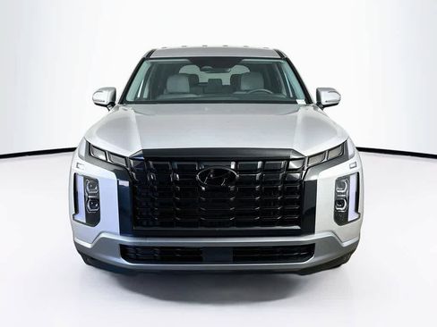 Used 2025 Hyundai Palisade SE FWD image 6