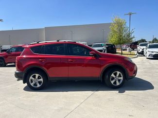 Used 2015 Toyota RAV4 XLE FWD video 2