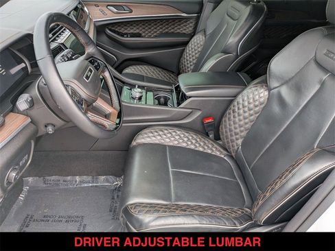 Used 2023 Jeep Grand Cherokee Summit w/ Luxury Tech Group V image 3