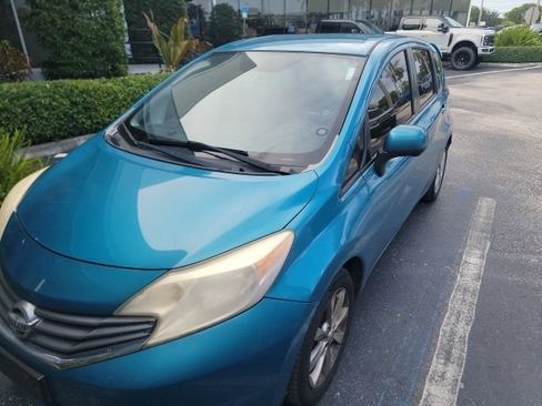Used 2014 Nissan Versa Note SV w/ SL Package FWD image 3