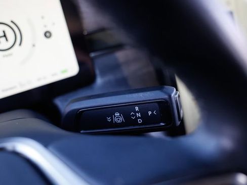 Used 2022 Rivian R1T Launch Edition image 32