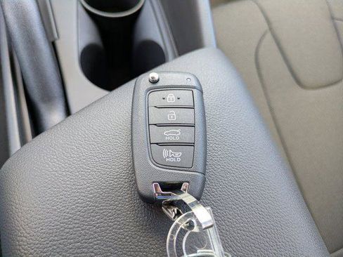 New 2026 Hyundai Elantra SE image 22